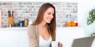 Los 5 signos de envejecimiento que Zoom delata en tiempos de pandemia medicina-estetica-5-signos-envejecimiento-pandemia-Zoom